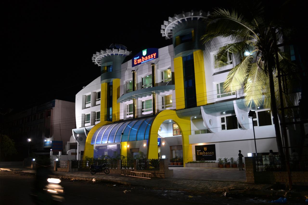 Hotel Embassy International Latur Exterior photo